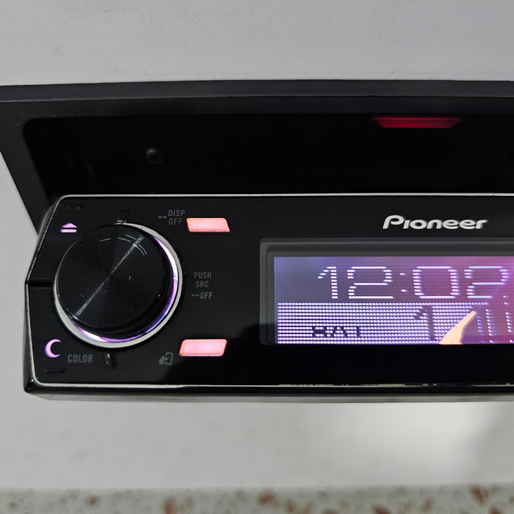 پخش پایونیر Pioneer DEH-9450UB پنل برقی شش خروجه